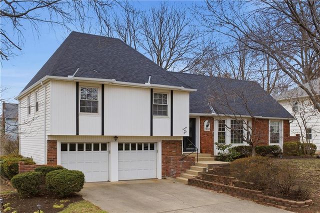 7230 Goodman Street, Overland Park, KS 66204