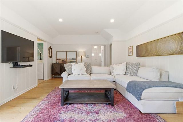 7230 Goodman Street, Overland Park, KS 66204