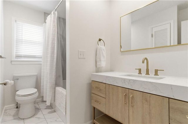 7230 Goodman Street, Overland Park, KS 66204