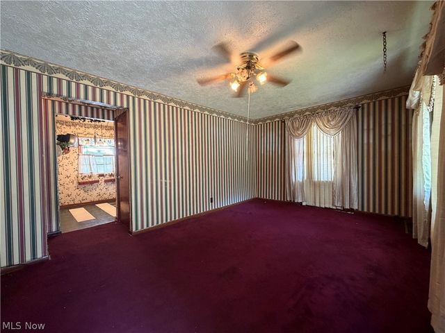 2544 Gilbert Avenue NE, Canton, OH 44705