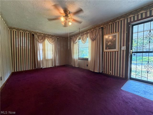 2544 Gilbert Avenue NE, Canton, OH 44705