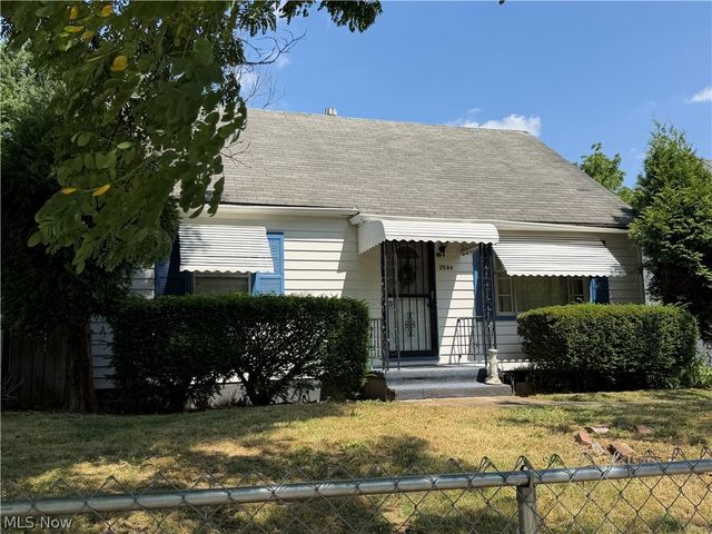 2544 Gilbert Avenue NE, Canton, OH 44705