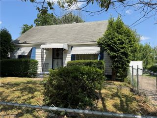 2544 Gilbert Avenue NE, Canton, OH 44705