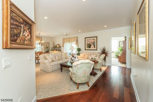 7210 Polk Dr, Rockaway Twp., NJ 07866