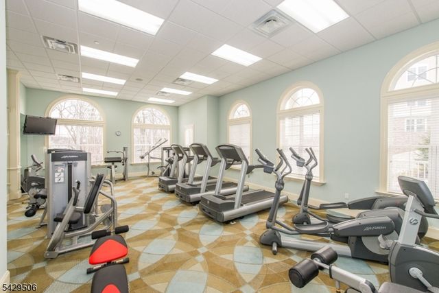 7210 Polk Dr, Rockaway Twp., NJ 07866
