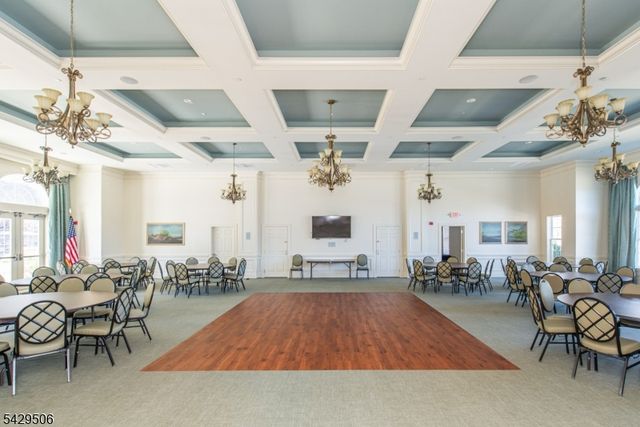 7210 Polk Dr, Rockaway Twp., NJ 07866