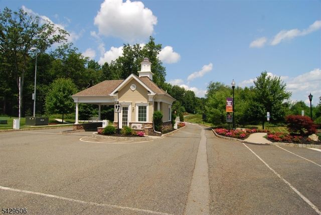 7210 Polk Dr, Rockaway Twp., NJ 07866