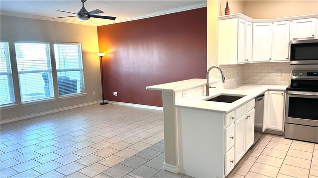 14901 Windward Dr 104, Corpus Christi, TX 78418
