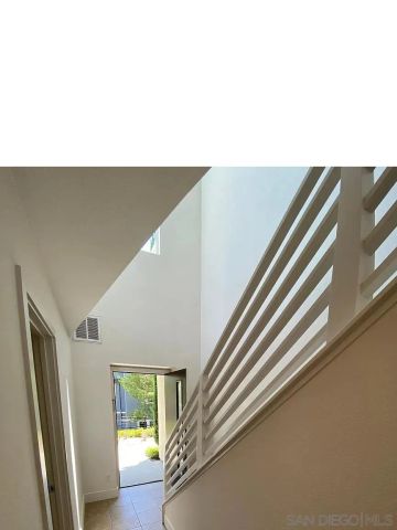 7829 Stylus, San Diego, CA 92108