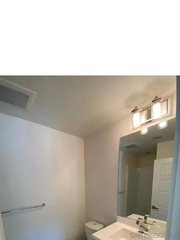 7829 Stylus, San Diego, CA 92108