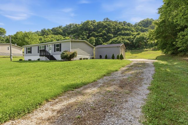 3204 Grizzly Rd, Culleoka, TN 38451