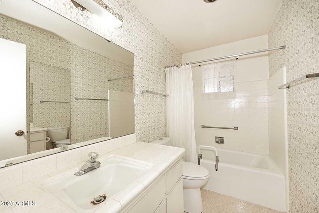 5807 E ADOBE Road, Mesa, AZ 85205