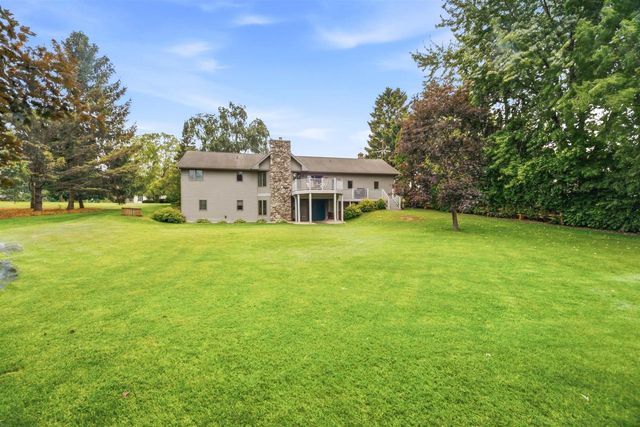 N197 ARROWHEAD ROAD, Fremont, WI 54940