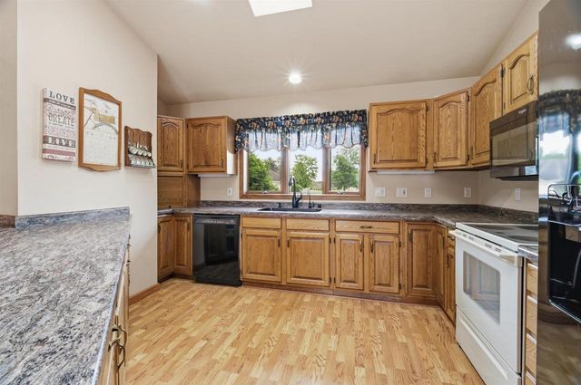 N197 ARROWHEAD ROAD, Fremont, WI 54940