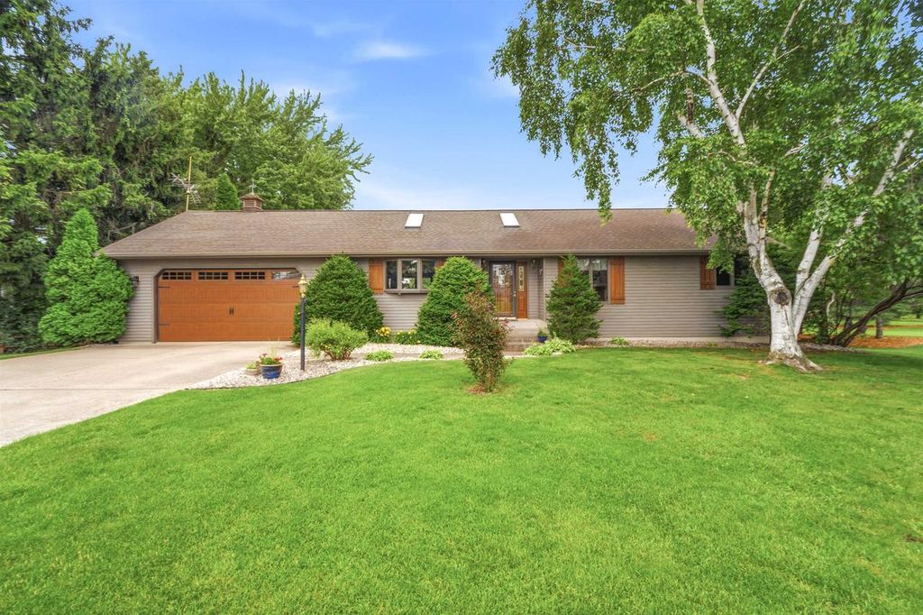 N197 ARROWHEAD ROAD, Fremont, WI 54940