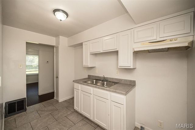 428 Crawford Road, St Louis, MO 63137