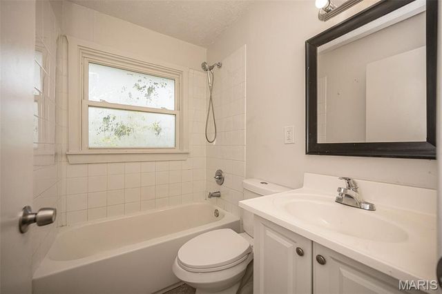 428 Crawford Road, St Louis, MO 63137