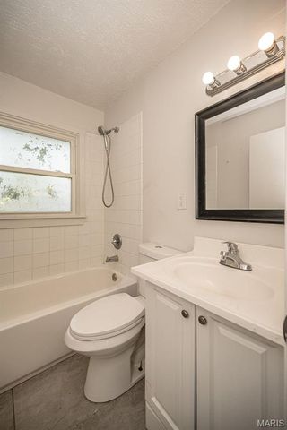 428 Crawford Road, St Louis, MO 63137