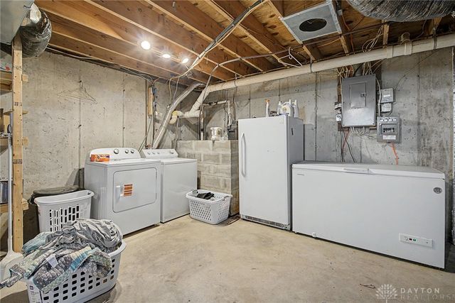 3287 Idle Road, St Paris, OH 43072