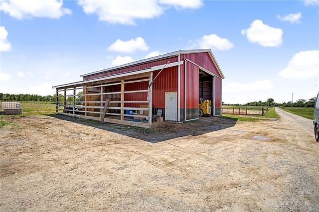3287 Idle Road, St Paris, OH 43072