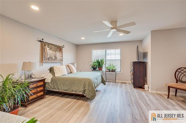 46 Covington Court 46, East Brunswick, NJ 08816