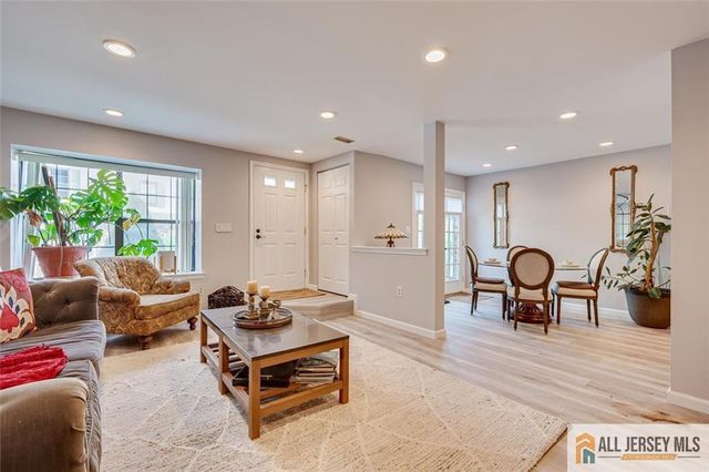 46 Covington Court 46, East Brunswick, NJ 08816
