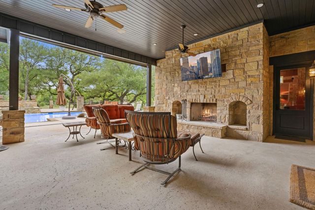 1550 Trebled Waters TRL, Driftwood, TX 78619