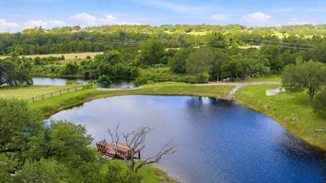 1550 Trebled Waters TRL, Driftwood, TX 78619