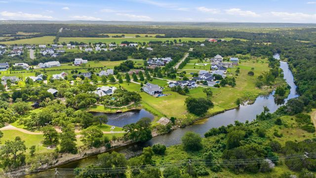 1550 Trebled Waters TRL, Driftwood, TX 78619
