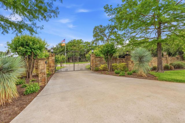 1550 Trebled Waters TRL, Driftwood, TX 78619