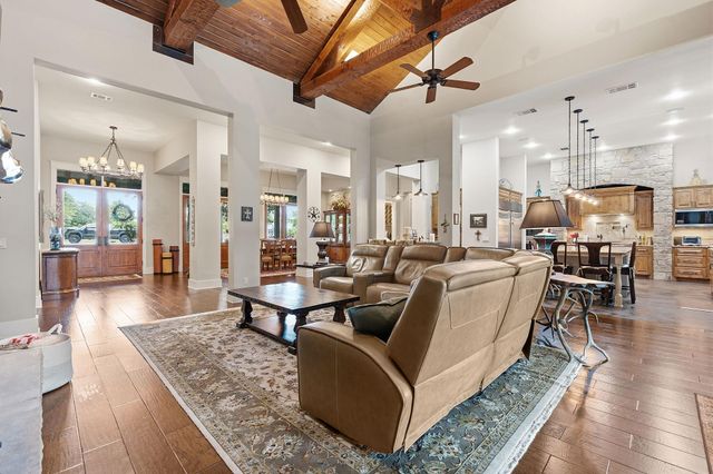 1550 Trebled Waters TRL, Driftwood, TX 78619