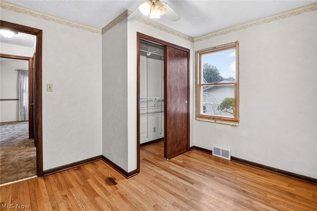 2196 Renwick Drive, Poland, OH 44514