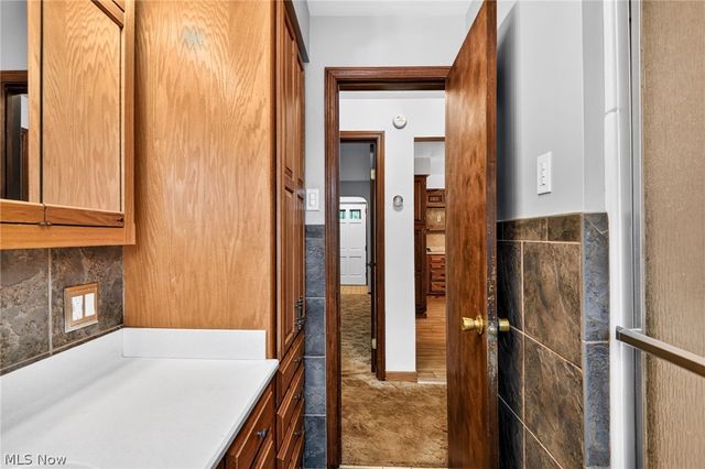 2196 Renwick Drive, Poland, OH 44514