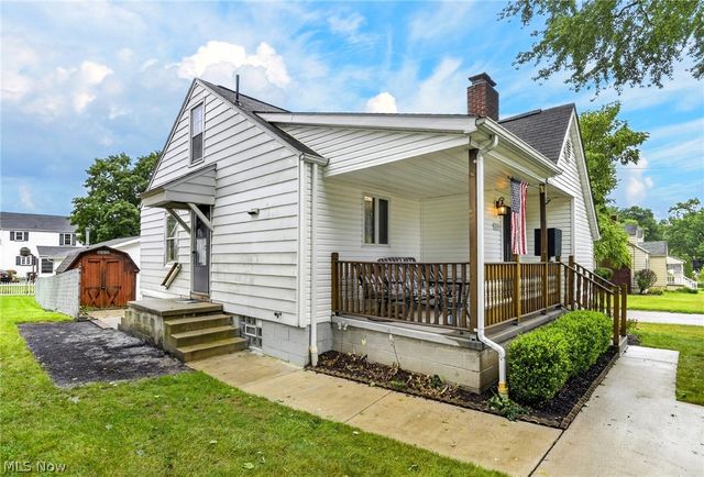 2196 Renwick Drive, Poland, OH 44514