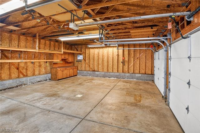 2196 Renwick Drive, Poland, OH 44514