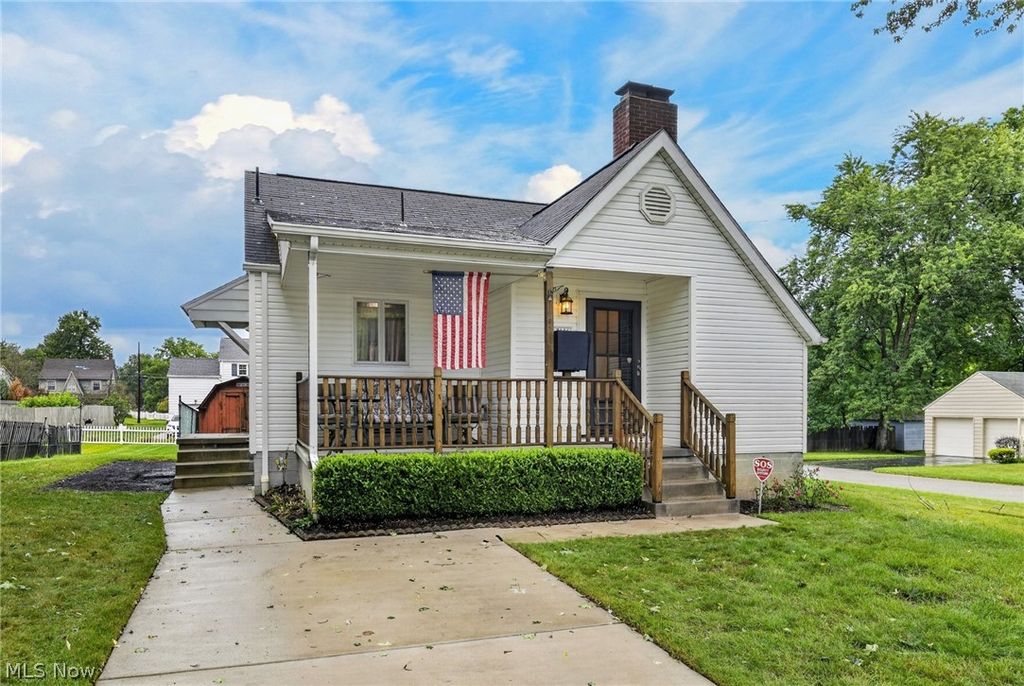 2196 Renwick Drive, Poland, OH 44514