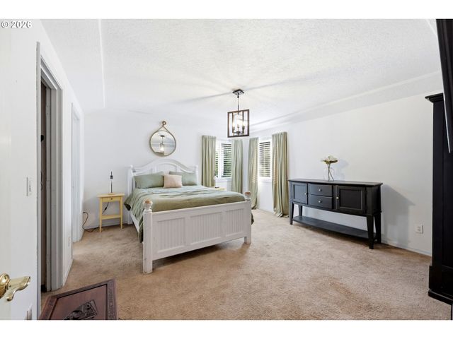 4063 Ne 11TH Way, Gresham, OR 97030