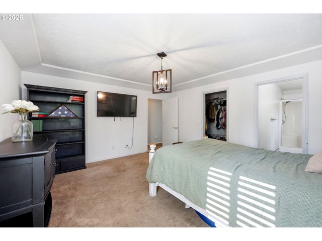 4063 Ne 11TH Way, Gresham, OR 97030