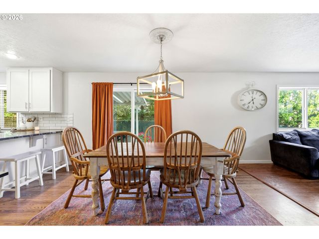 4063 Ne 11TH Way, Gresham, OR 97030