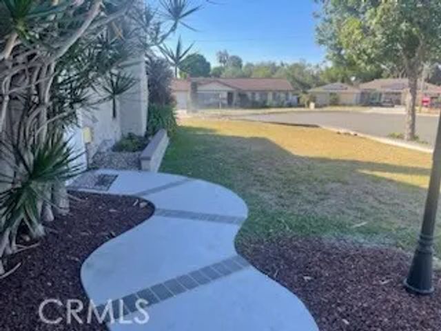 5042 Briarhill Drive, Yorba Linda, CA 92886