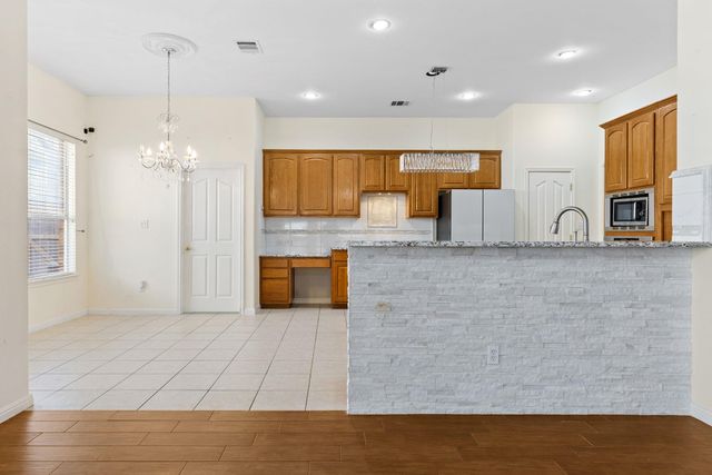 2944 Clinton PL, Round Rock, TX 78665