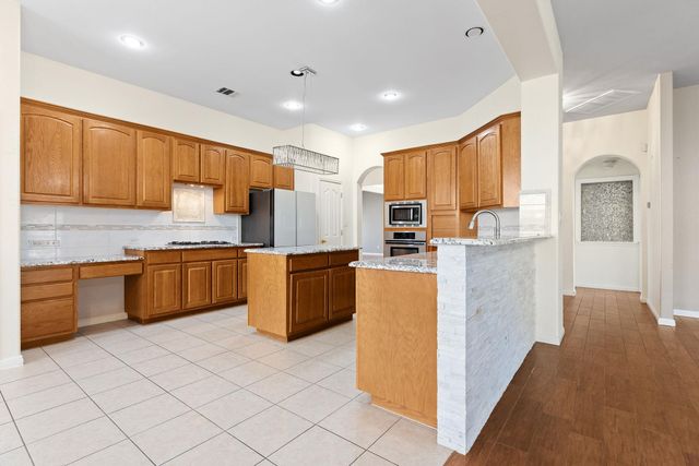 2944 Clinton PL, Round Rock, TX 78665