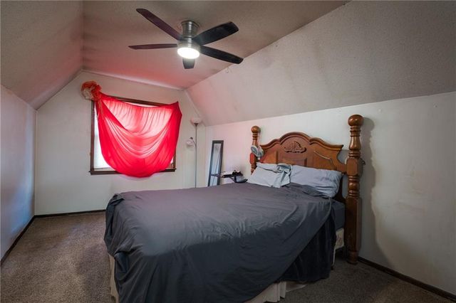 601 E 107th Terrace, Kansas City, MO 64114