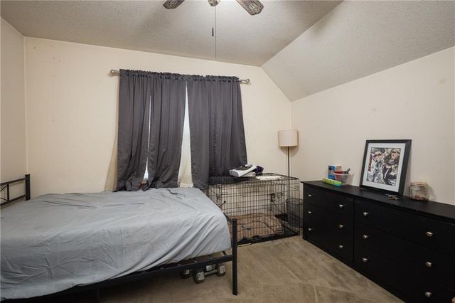 601 E 107th Terrace, Kansas City, MO 64114