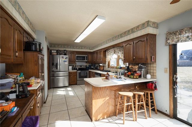 601 E 107th Terrace, Kansas City, MO 64114