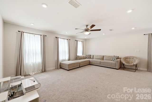 10129 Harvest Gold Drive, Charlotte, NC 28215