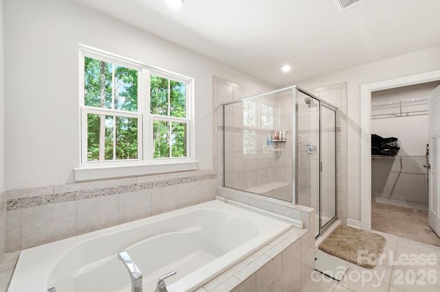 10129 Harvest Gold Drive, Charlotte, NC 28215