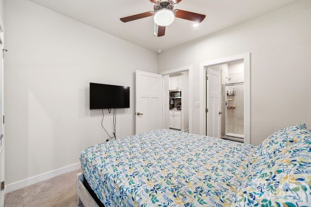10129 Harvest Gold Drive, Charlotte, NC 28215