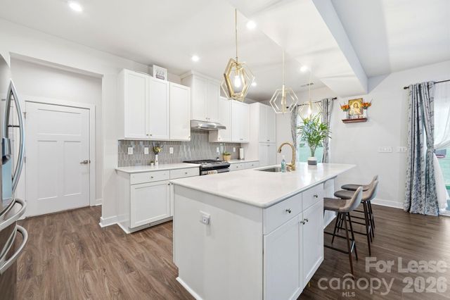 10129 Harvest Gold Drive, Charlotte, NC 28215