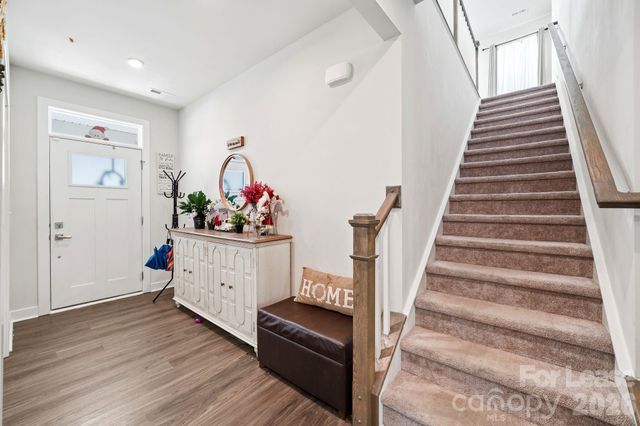 10129 Harvest Gold Drive, Charlotte, NC 28215